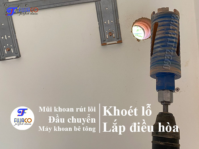 thợ điện lạnh lắp điều hòa khoét tường nhờ đầu chuyển khoan bê tông thợ điện lạnh lắp điều hòa khoét tường nhờ đầu chuyển khoan bê tông